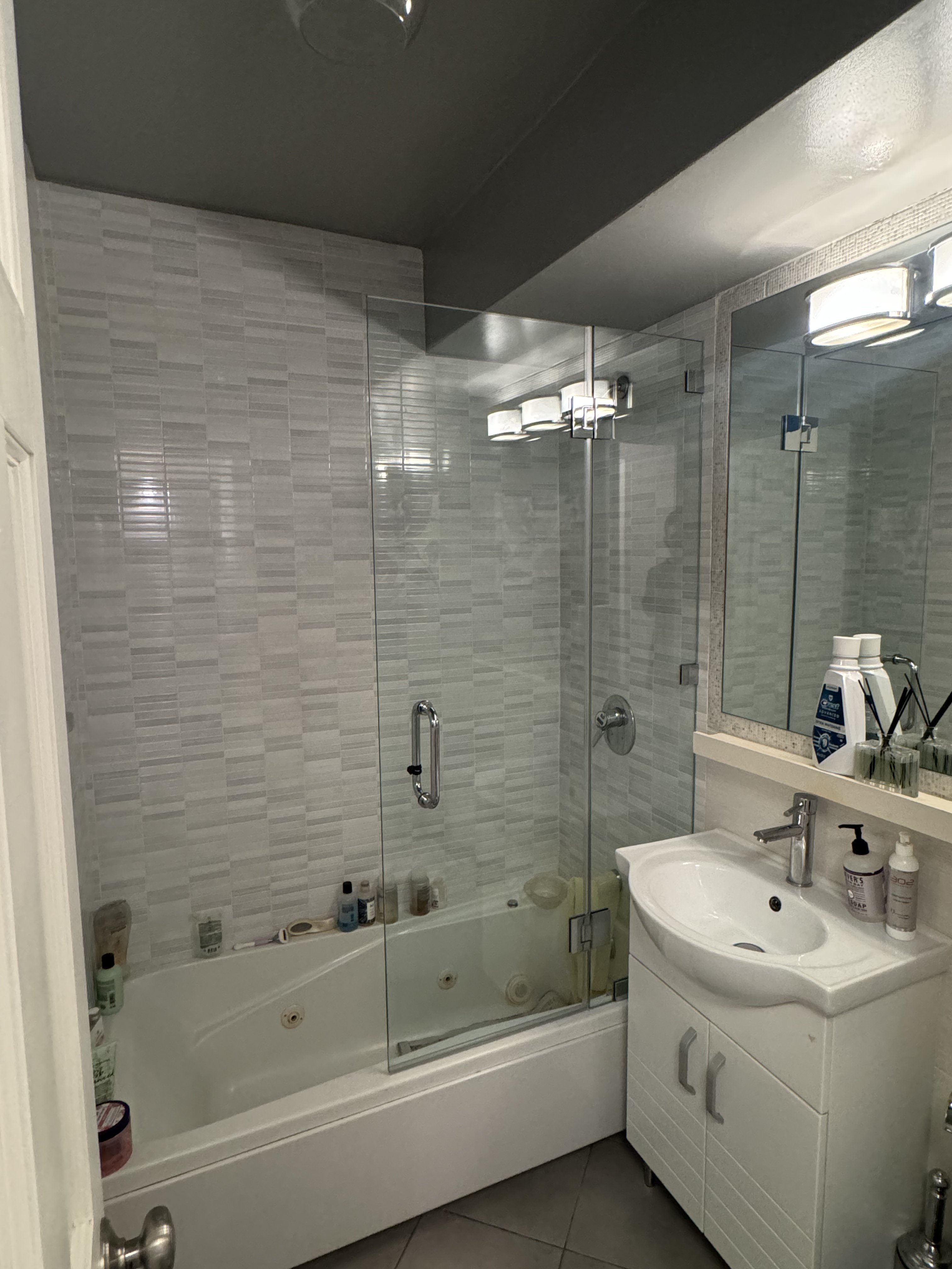 Frameless door chrome hardware